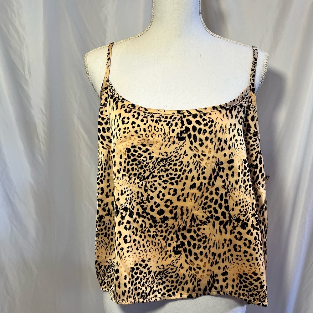 Forever 21 + Plus Pink Rose Gold Leopard Satin Cropped Cami Size 2X NWT